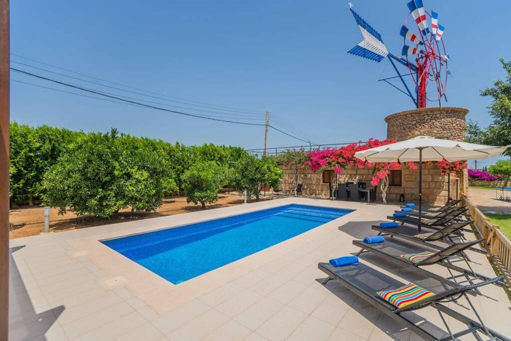 Finca Amer Sa Pobla Exteriér fotografie